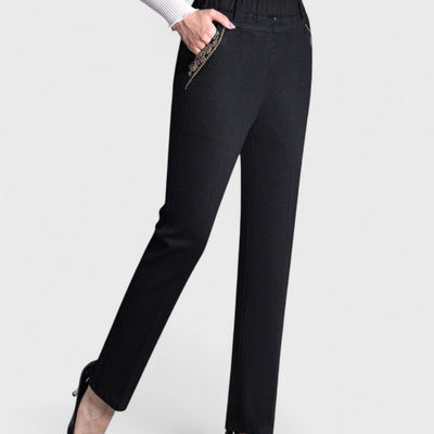 Colombe – Jean femme à poches latérales et taille élastique